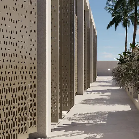 Theretra Center 4*