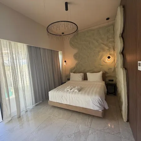 Theretra Center 4*