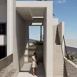 Theretra Center 4*