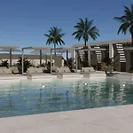 アパートホテル Theretra Center Pefki